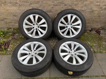 Originele Tesla Model X 19 inch cyclone velgen winterbanden beschikbaar voor biedingen