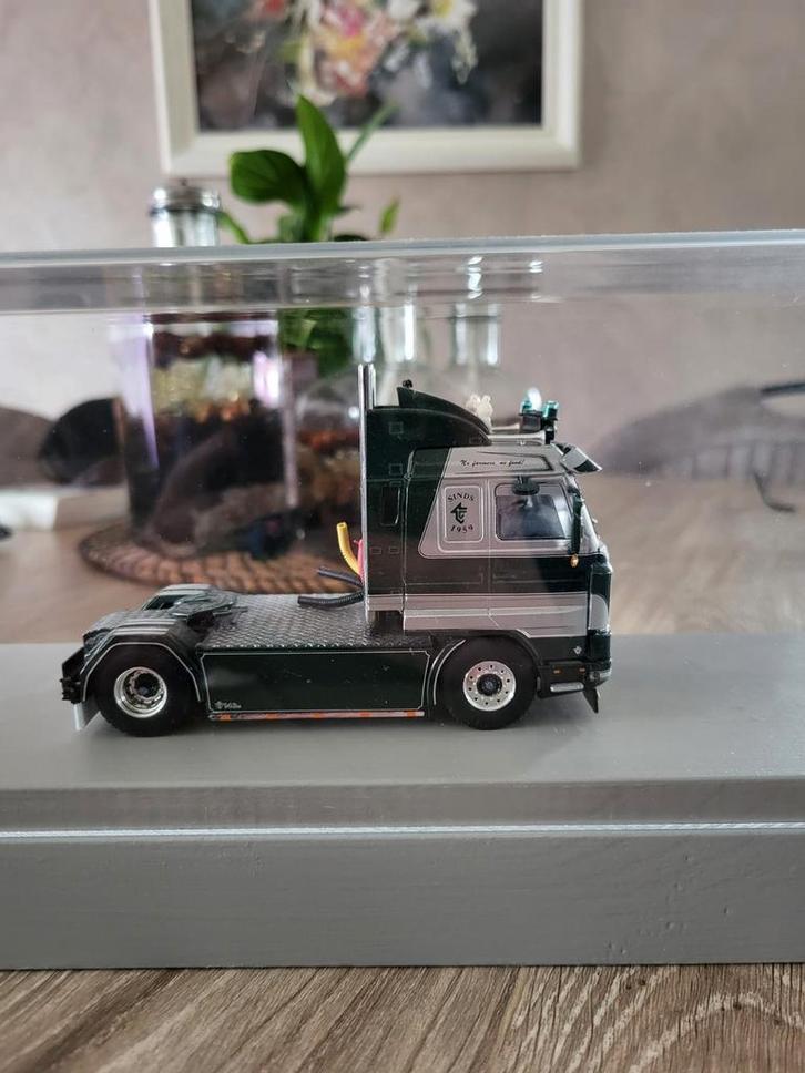 Wsi van transport bedrijf van triest, Hobby en Vrije tijd, Modelauto's | 1:5 tot 1:12, Zo goed als nieuw, Auto, Ophalen of Verzenden
