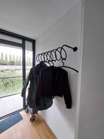 Zwarte Spiraal Kapstok met Hangers, Wandkapstok, Gebruikt, Ophalen of Verzenden, Minder dan 100 cm