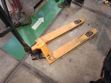 Pallet wagen  beschikbaar voor biedingen