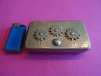 ANTIEK PILLEN SNUIF TABAKS DOOSJE MET CODE SLOT KISJE SLOTEN, Antiek en Kunst, Ophalen of Verzenden