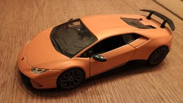 Lamborghini Huracán Performante 1:24 (Bburago) beschikbaar voor biedingen