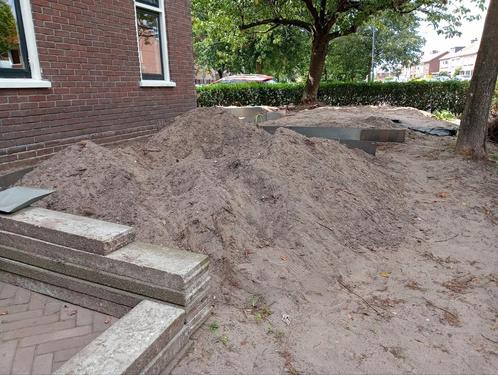 Zandige grond (1 a 1 1/2 m3. Bereid bij te betalen), Tuin en Terras, Zand, Ophoogzand, Ophalen