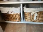 Diverse manden, Huis en Inrichting, Woonaccessoires | Schalen en Manden, Ophalen, Zo goed als nieuw, Rond, Riet