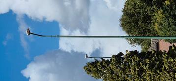 Licht masten beschikbaar voor biedingen