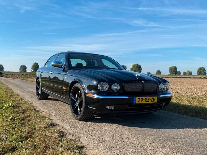 Jaguar XJ 2003 Zwart, Auto's, Jaguar, Particulier, XJ, Benzine, Sedan, Geïmporteerd, Zwart, Ophalen