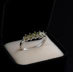 Peridot ring maat 17.5mm, Sieraden, Tassen en Uiterlijk, Ringen, Overige materialen, Ut, Nieuw, Ophalen of Verzenden