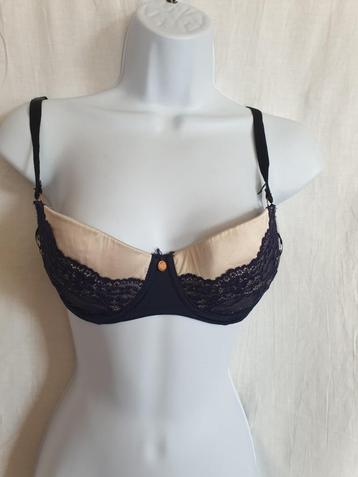 Mooie bh, blauw kant. Mt 70C Merk Hunkemöller beschikbaar voor biedingen