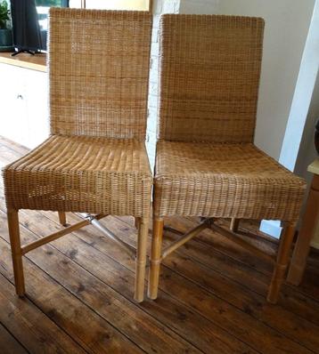 Twee rieten stoelen, eetkamerstoelen, hoge rug Habitat rotan beschikbaar voor biedingen