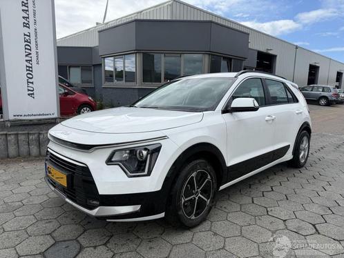 Kia Niro 1.6 GDi Hybrid DynamicLine (bj 2024, automaat), Auto diversen, Schadeauto's, Automaat, Hybride Elektrisch/Benzine, Stationwagon