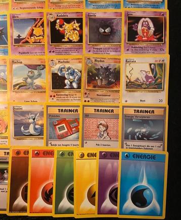 Prachtig setje van 39 verschillende Pokémon kaarten uit WOTC beschikbaar voor biedingen