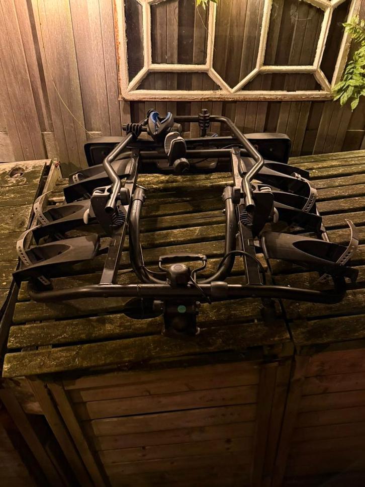 Thule Fietsendrager Trekhaak - 3 Fietsen, Auto diversen, Fietsendragers, Gebruikt, Trekhaakdrager, 3 fietsen of meer, Brede banden