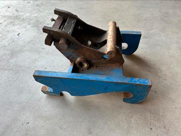 Eurograb verloopadapter CW10 naar CW05 mechanisch gebruikt beschikbaar voor biedingen