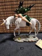 Bosfee Rustend Op Een Eenhoorn Van Lisa Parker, Verzamelen, Beelden en Beeldjes, Ophalen of Verzenden, Nieuw, Fantasy