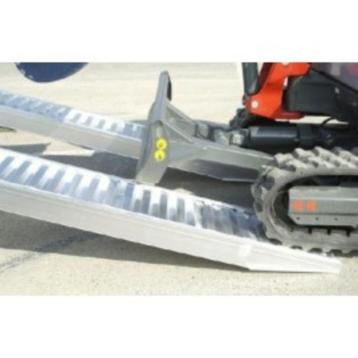 Oprijplaten set alu 250 cm 4580 kg. beschikbaar voor biedingen