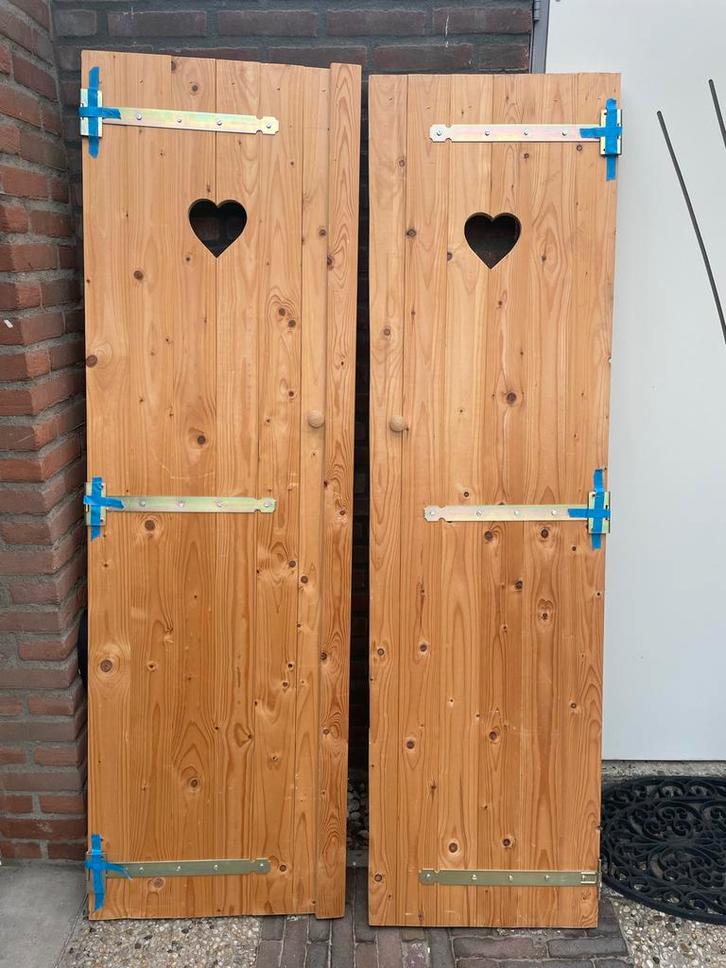 Houten raamluiken met hartje - landelijke stijl, Doe-het-zelf en Verbouw, Deuren en Horren, Zo goed als nieuw, Overige typen, Minder dan 200 cm