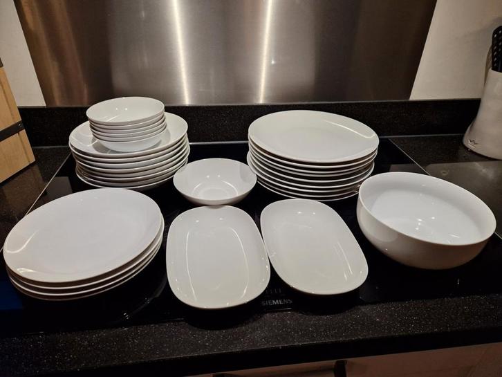 merk Arzberg, Germany., Huis en Inrichting, Keuken | Servies, Zo goed als nieuw, Bord(en), Overige stijlen, Porselein, Ophalen