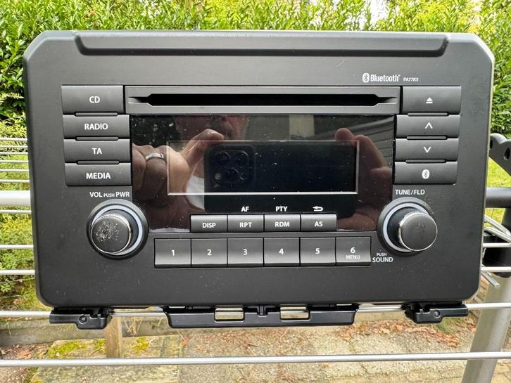 Originele autoradio Suzuki Jimny vanaf 2018, CQ-CZ28E0J, Auto diversen, Autoradio's, Gebruikt, Verzenden