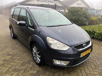 Ford Galaxy 2.0 16V Ghia, 7 pers, leder, navi, panodak