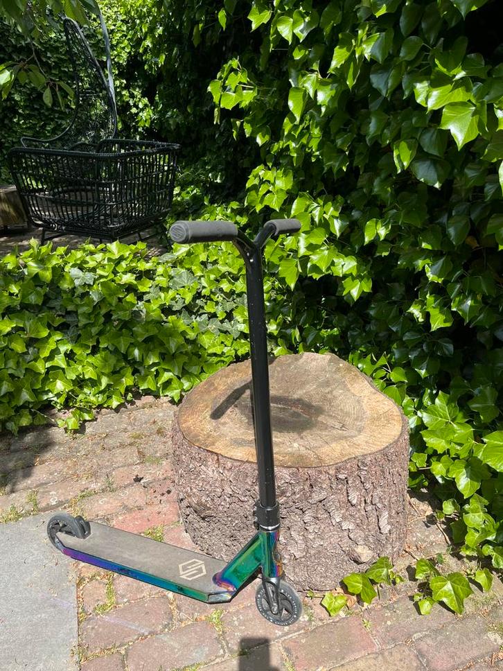 Striker Lux stuntstep, Fietsen en Brommers, Steps, Gebruikt, Gewone step, Ophalen