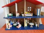 Beuken houten Poppenhuis demontabel met inventaris, Ophalen of Verzenden, Gebruikt, Poppenhuis