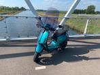 Vespa Sprint 4T brom Custom kameleon blue/green, Fietsen en Brommers, Scooters | Vespa, Maximaal 45 km/u, Ophalen of Verzenden