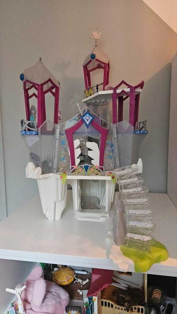 Playmobil Winterpaleis met accessoires, Kinderen en Baby's, Speelgoed | Poppenhuizen, Zo goed als nieuw, Poppenhuis, Ophalen of Verzenden