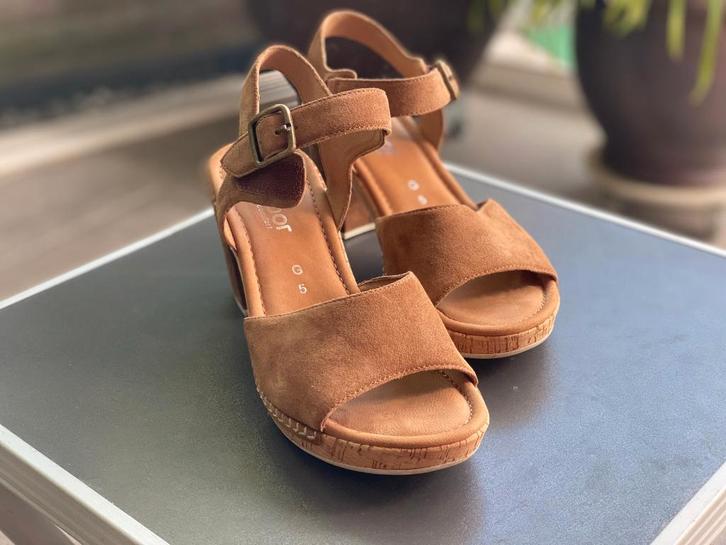 Gabor dames sandaal maat 5/ 38 1 x gedragen, Kleding | Dames, Schoenen, Zo goed als nieuw, Sneakers of Gympen, Zwart, Ophalen