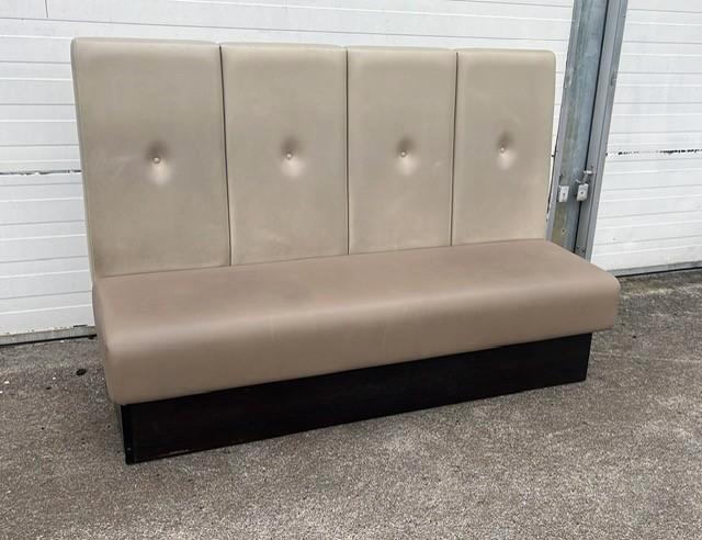 1 stuks horeca restaurant bank wandbank treinbank 175 cm, Huis en Inrichting, Stoelen, Gebruikt, Eén, Hout, Leer, Bruin, Ophalen