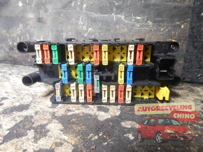 Zekeringkast van een Citroen Picasso, Auto-onderdelen, Elektronica en Kabels, Citroën, Gebruikt, 3 maanden garantie, Ophalen