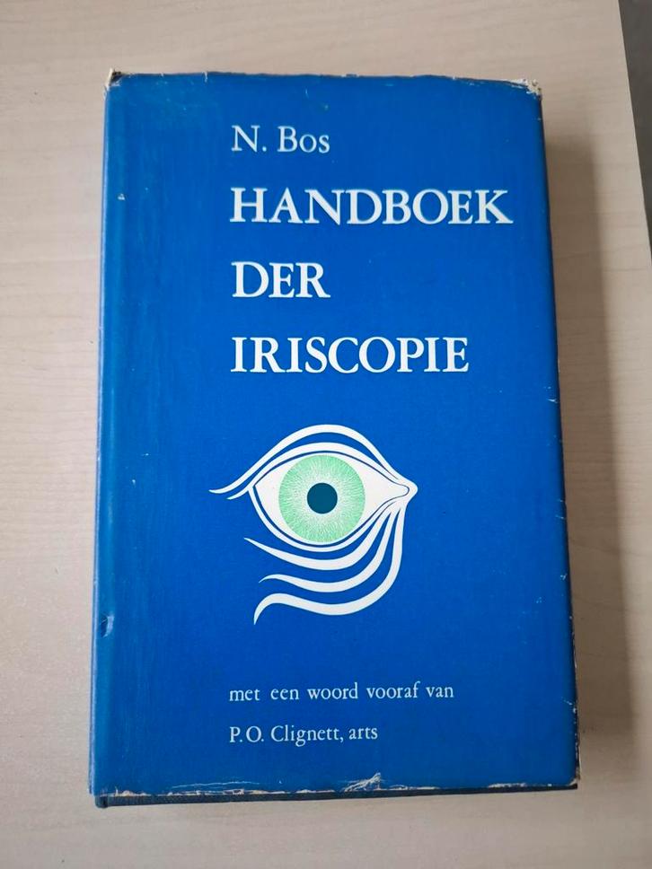 Handboek der iriscopie oogdiagnositek, Boeken, Esoterie en Spiritualiteit, Gelezen, Instructieboek, Overige onderwerpen, Ophalen of Verzenden