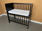 Co-sleeper zwart hout incl. Aerosleep matras + matrastopper, Ophalen, Zo goed als nieuw, Wieg