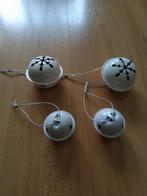 Vier witte velletjes kerstboom hangers., Diversen, Kerst, Ophalen of Verzenden, Nieuw