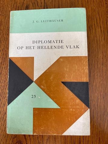 "Diplomatie op het hellende vlak" J.G. Leuthäuser beschikbaar voor biedingen