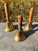 Vintage set van 3 messing bellen met houten handvat, Ophalen of Verzenden