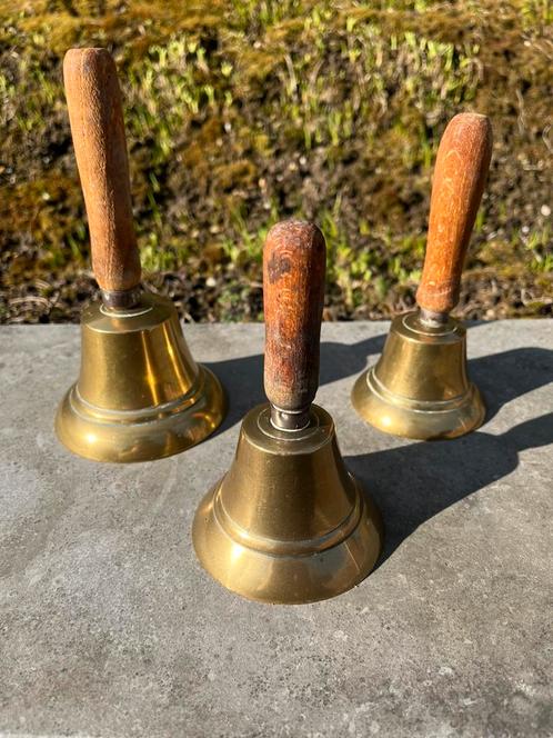 Vintage set van 3 messing bellen met houten handvat, Antiek en Kunst, Antiek | Gereedschap en Instrumenten, Ophalen of Verzenden