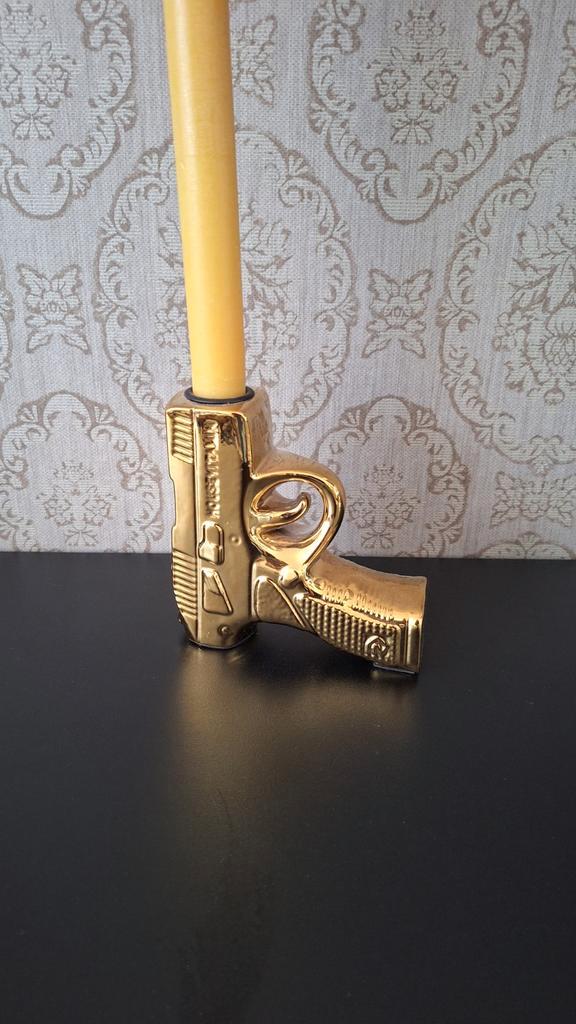 Pistool Kandelaar & Lampen - Gouden Accent, Huis en Inrichting, Woonaccessoires | Kandelaars en Kaarsen, Zo goed als nieuw, Kandelaar