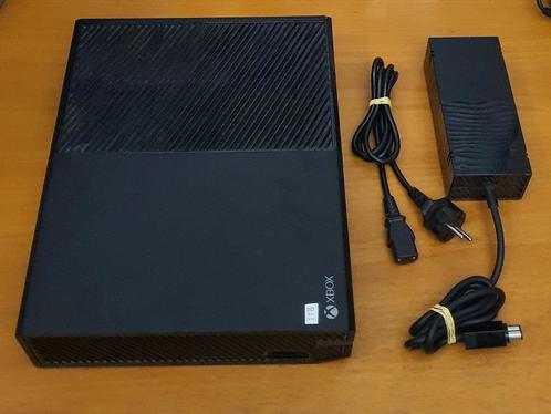 Xbox ONE 1TB met Originele Stroomkabel, Spelcomputers en Games, Spelcomputers | Xbox One, Gebruikt, Xbox One, 1 TB, Met harde schijf