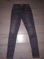 Grijze Jeans van Only maat S, Nieuw, Grijs, W28 - W29 (confectie 36), Ophalen of Verzenden