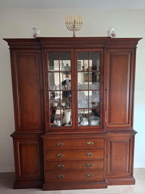 Prachtige buffetkast 175 x 42 x 206 cm, Huis en Inrichting, Kasten | Buffetkasten, Zo goed als nieuw, Met lade(s), Met deur(en)