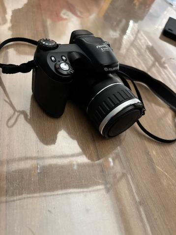 Fujifilm FinePix S5600 digitale camera. beschikbaar voor biedingen