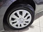 Toyota Yaris 1.3 VVT-i Aspiration | Nette auto | Lage km sta, Euro 5, Stof, Gebruikt, 4 cilinders