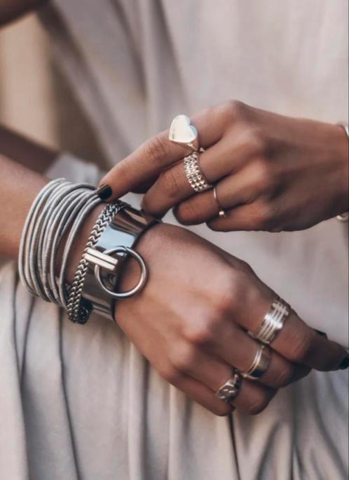 Mikuta bangles fashion bracelets armbanden M/L, Sieraden, Tassen en Uiterlijk, Armbanden, Zo goed als nieuw, Zilver, Ophalen of Verzenden
