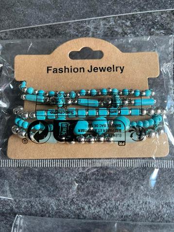 Te koop elastische armbandjes beschikbaar voor biedingen