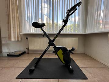 Duke Fitness X-Bike XB 30 hometrainer + Taurus vloermat beschikbaar voor biedingen