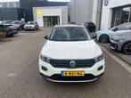 Volkswagen T-Roc 1.5 TSI Style | 150 PK | Automaat | Trekhaa, 12 maanden, Stof, 4 cilinders, Bedrijf