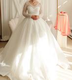 Bruidsjurk met sluier, Ophalen of Verzenden, Zo goed als nieuw, Wit, Trouwjurk