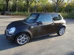 Mini 1.6 ONE 2011 Bruin, Voorwielaandrijving, 4 cilinders, Bruin, 4 stoelen