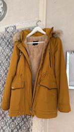 Heel mooi winter jas van ZARA s/m, Kleding | Dames, Zara, Geel, Ophalen of Verzenden, Maat 36 (S)