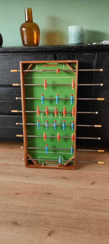 Mini voetbaltafel  beschikbaar voor biedingen